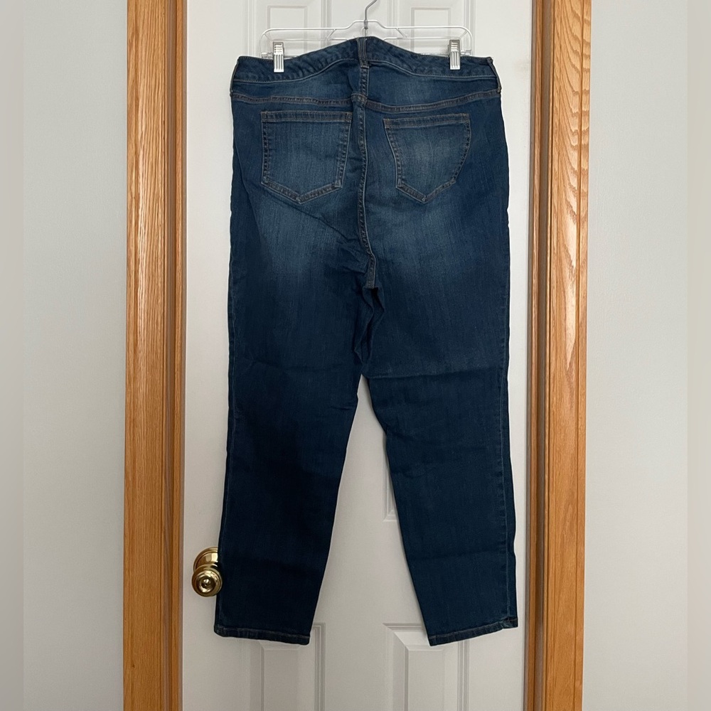 Torrid Girlfriend Style Jeans Size 18R Dark Wash - Picture 6 of 9